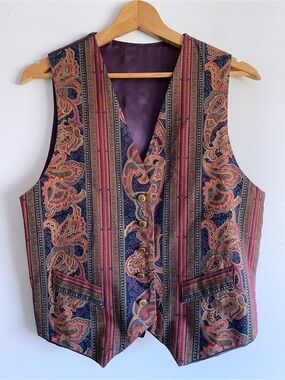 Vintage Paisley Striped Button Vest in Navy and Rust